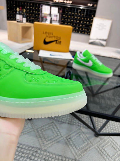 LU + N*KE Sneakers Air  2 Color 's