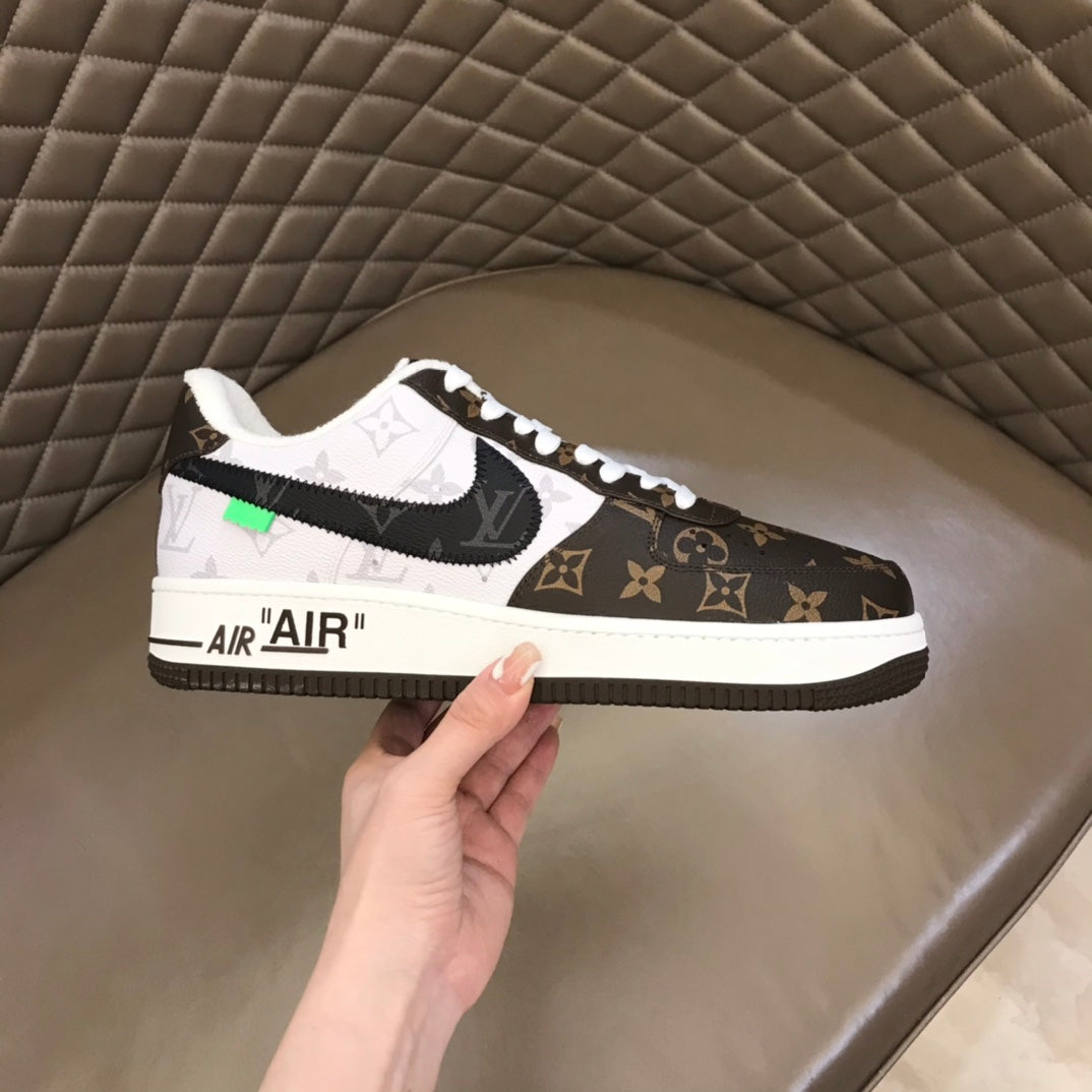 LU hack N*KE  Sneakers Monogram