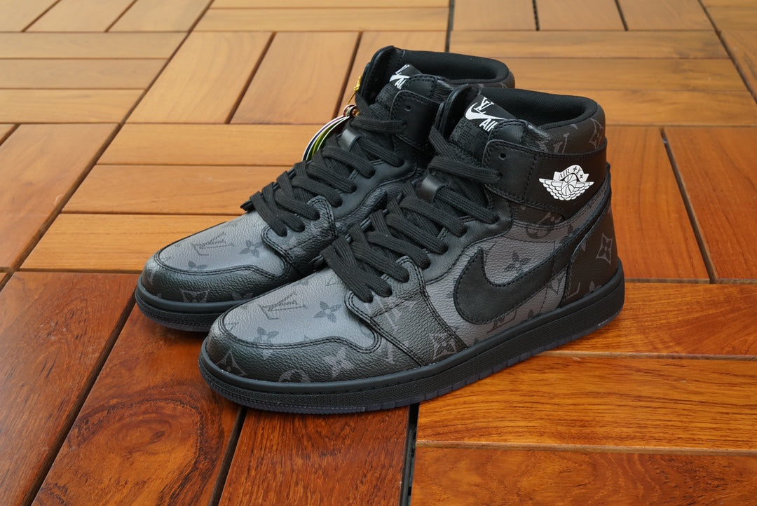 LU Sneakers Run Away Jordan