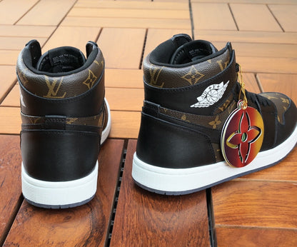 LU Sneakers Run Away Jordan