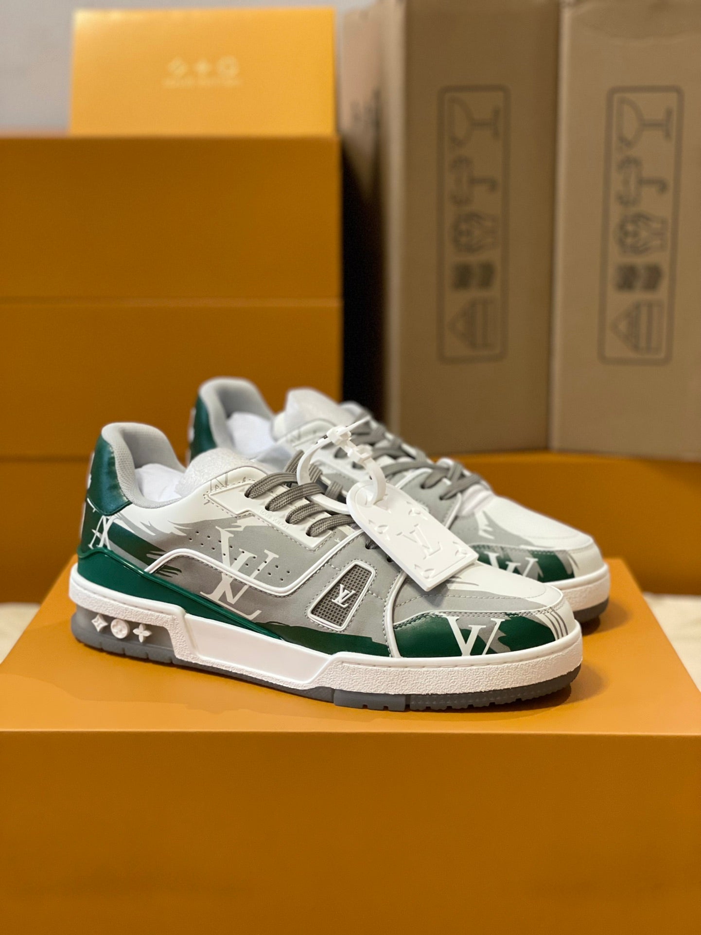 LU Runner  Trainers Sneakers 2 Color 's 46