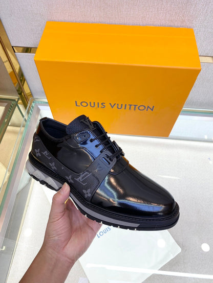 LU  Shoes Man