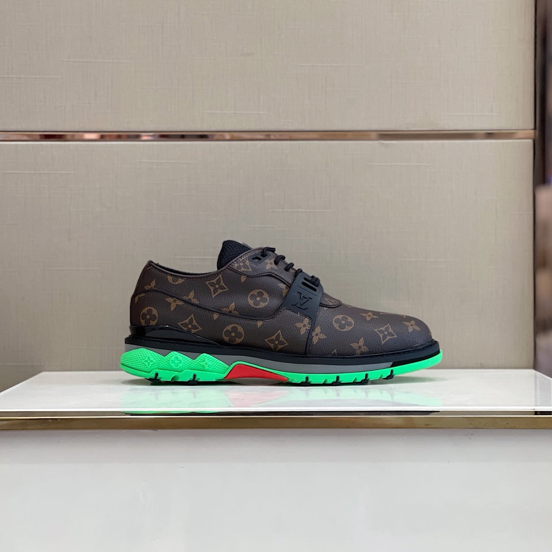 LU  Shoes Mans