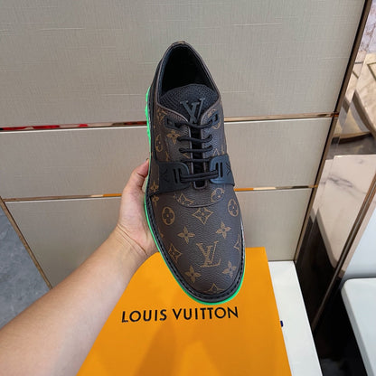 LU  Shoes Mans