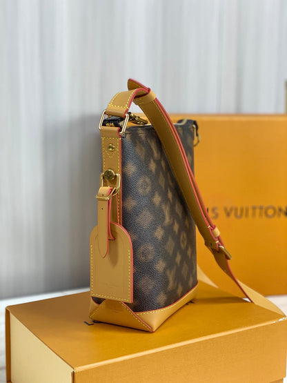 LU   Bag 24 cm  Blurry