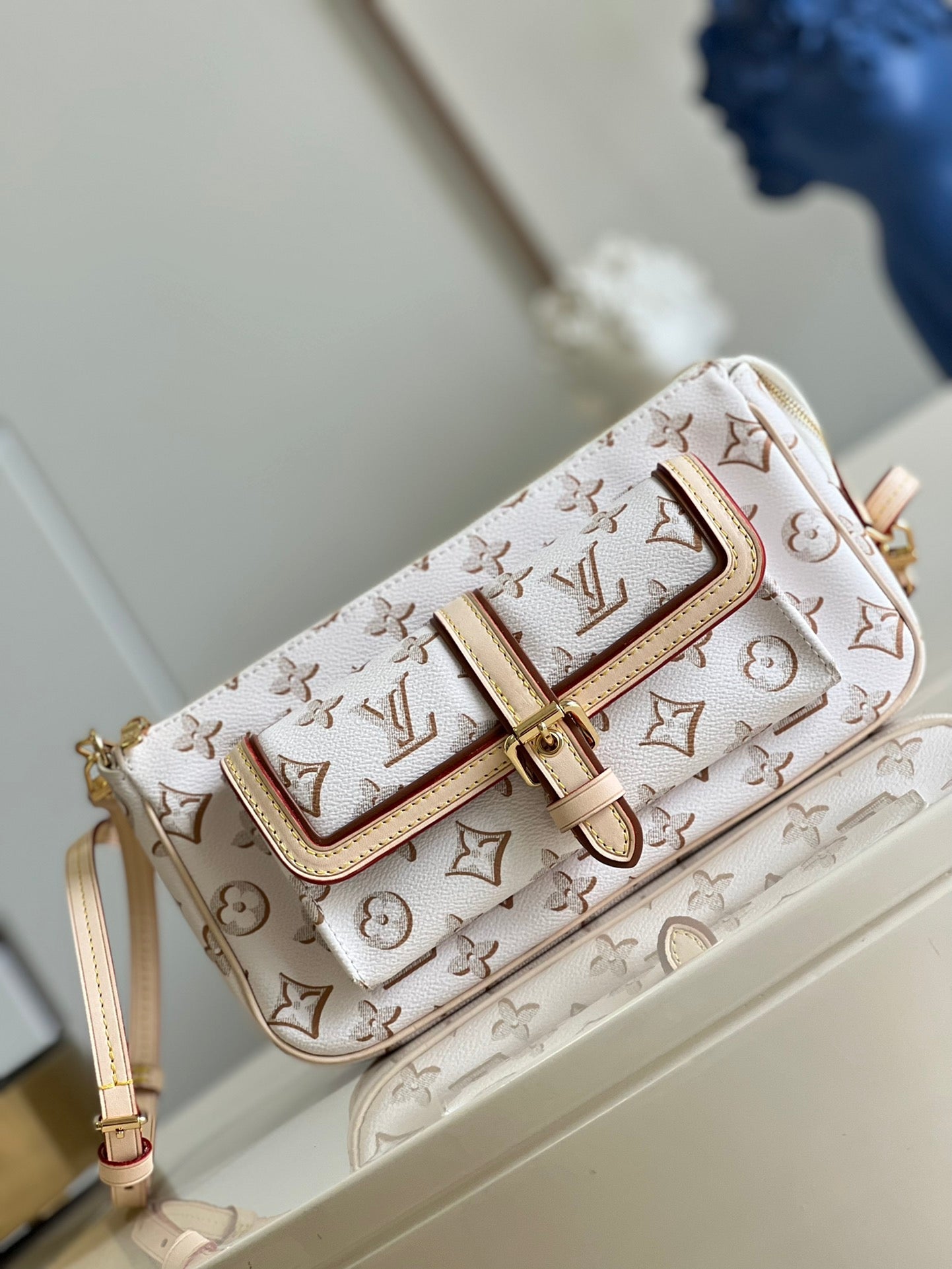 LU  Bag  27 cm  2 Color 's