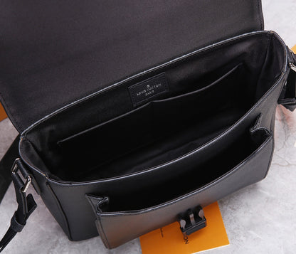 LU Bag Man Briefcase 31 cm