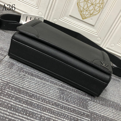 LU Messenger Bag Flap 3 Color 's 28 cm