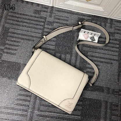 LU Messenger Bag Flap 3 Color 's 28 cm