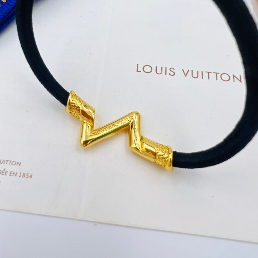 LU  Bracelet  4 Color 's