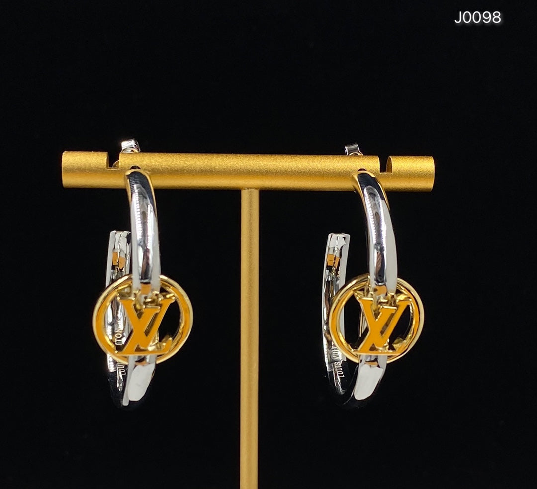 LU  Earrings hoop