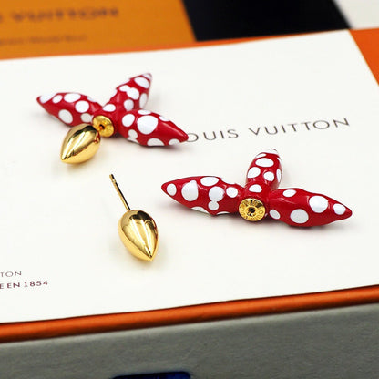 LU  Earrings 2 Color 's
