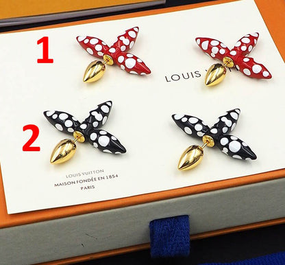 LU  Earrings 2 Color 's
