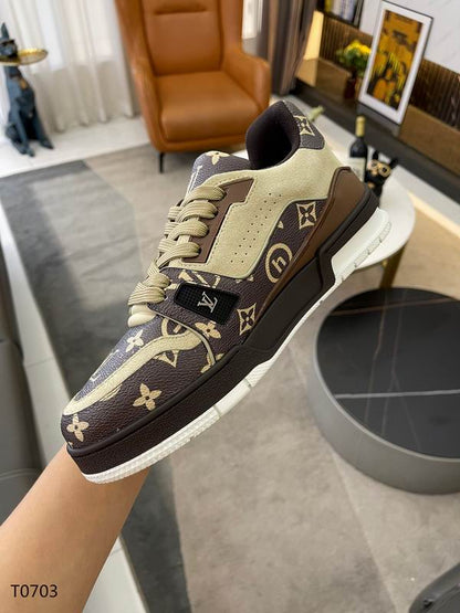 LU Sneakers 2 Color 's Woman