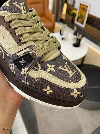 LU Sneakers 2 Color 's Woman