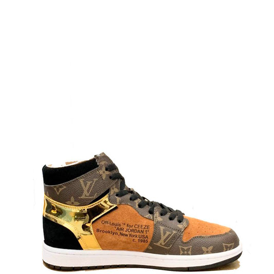 LU  N*KE  Trainers  Sneakers Gold