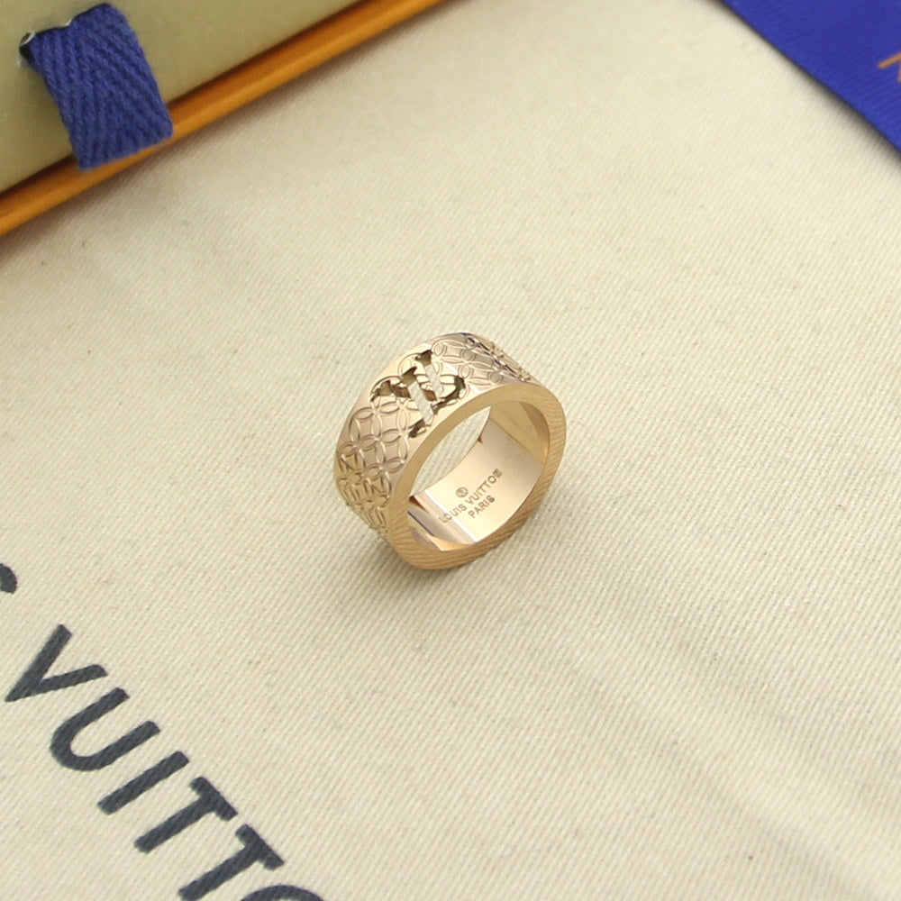LU Fashion Rings 4 colors