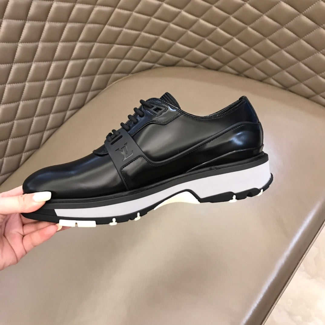 LU  Shoes Mans
