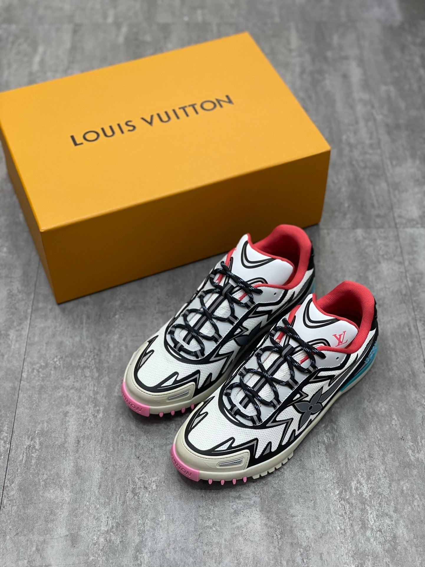 LU Sneakers Run Away