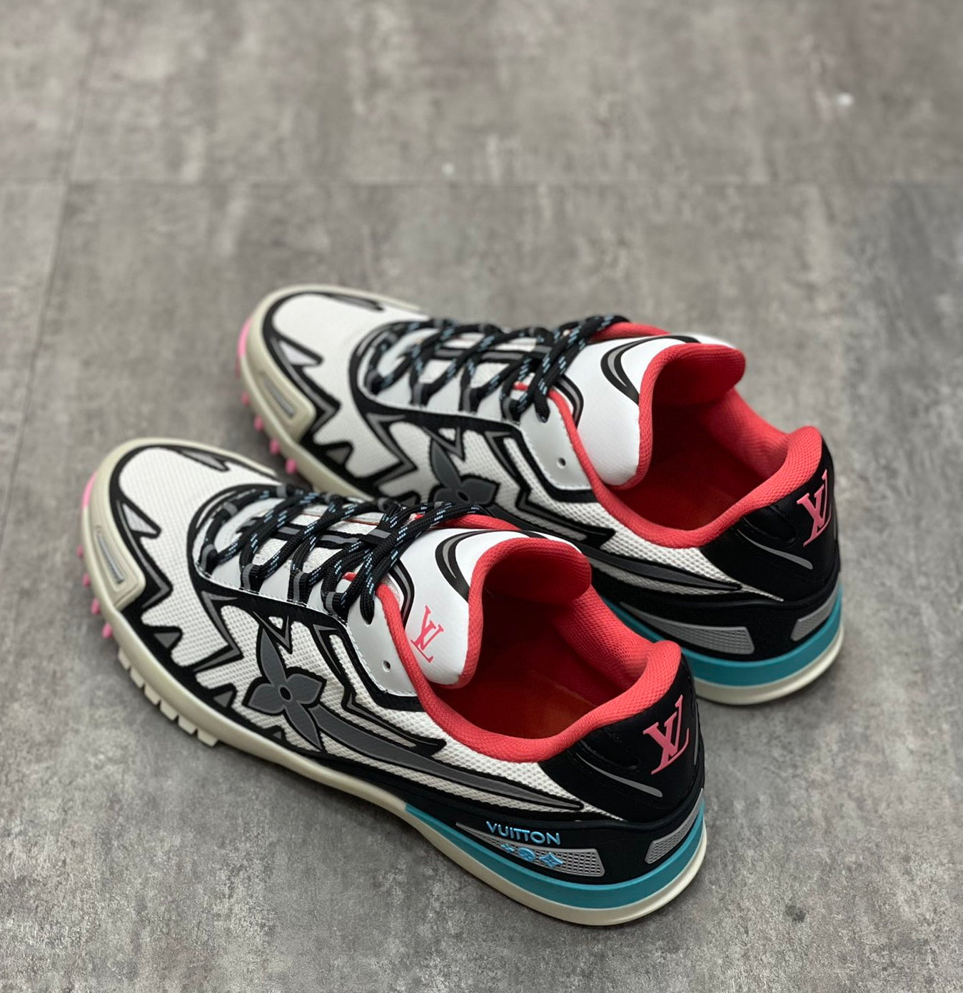 LU Sneakers Run Away