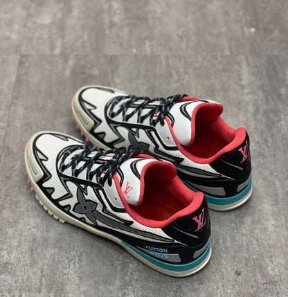LU Sneakers Run Away