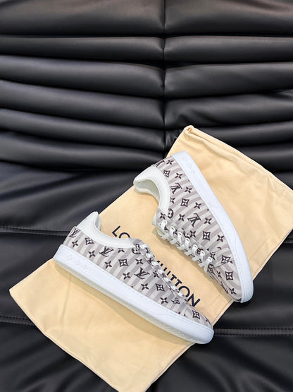 LU Sneakers Runner 2 Color 's