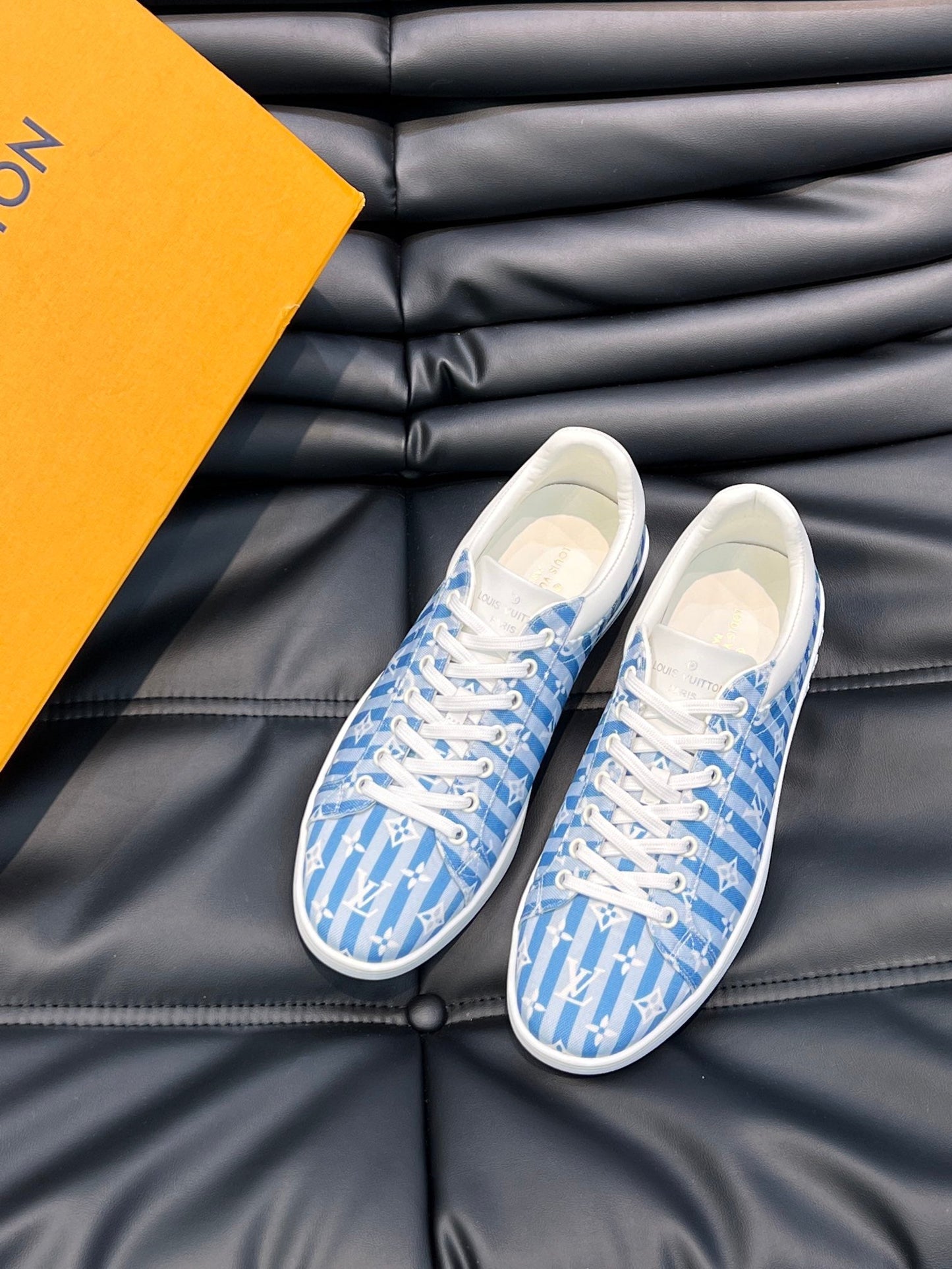 LU Sneakers Runner 2 Color 's