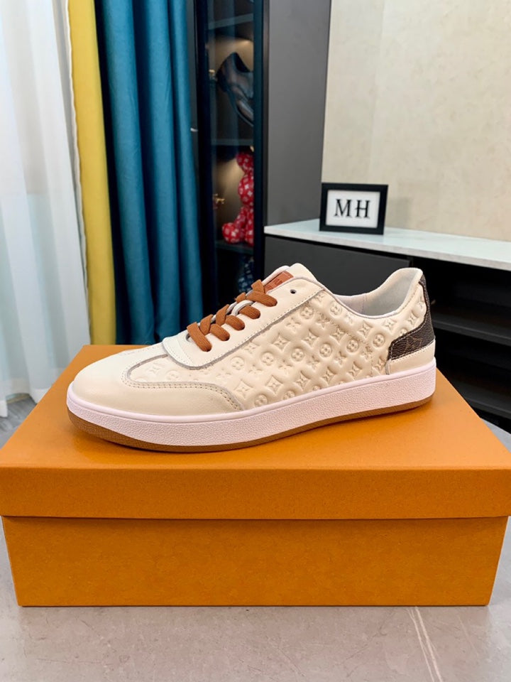LU   Sneakers  2 Color 's