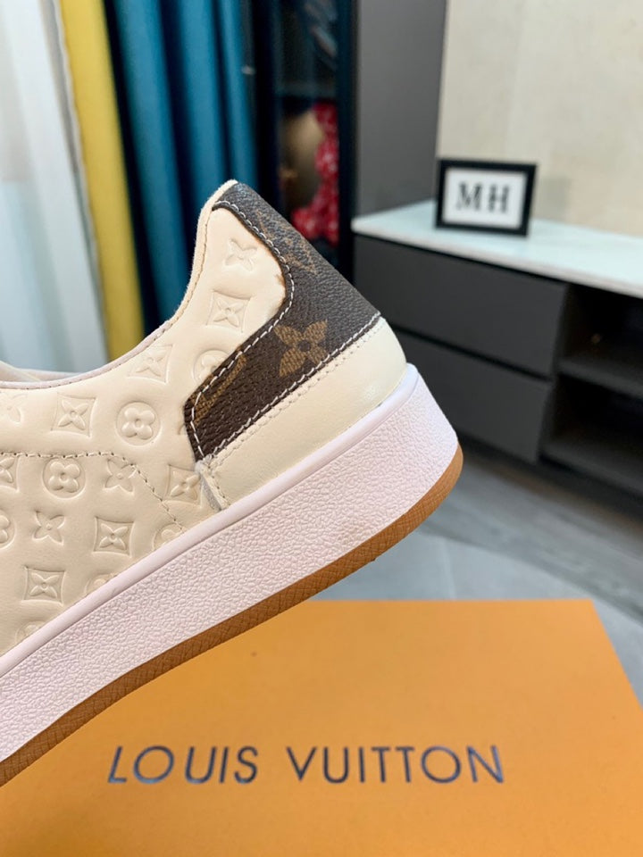 LU   Sneakers  2 Color 's
