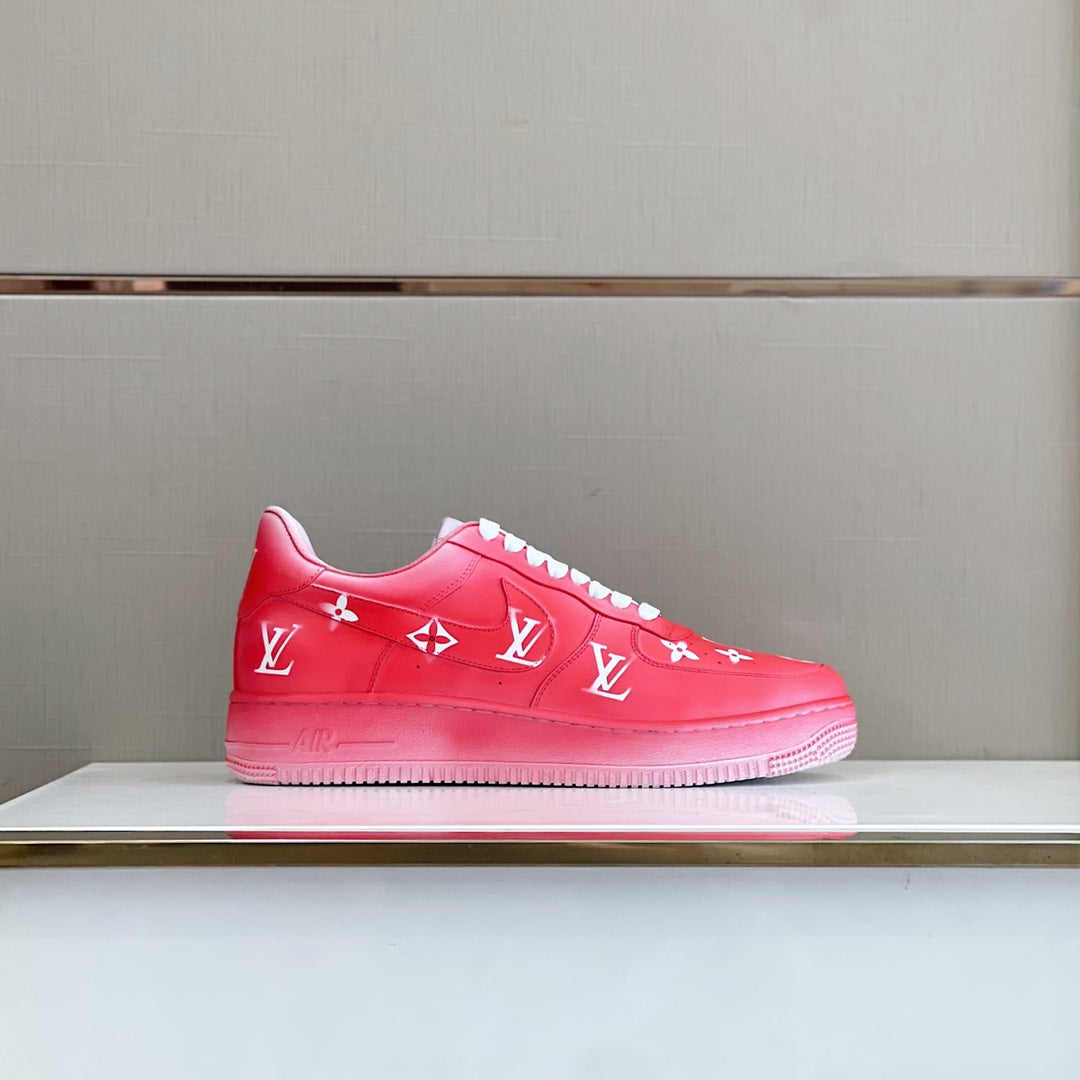LU Sneakers