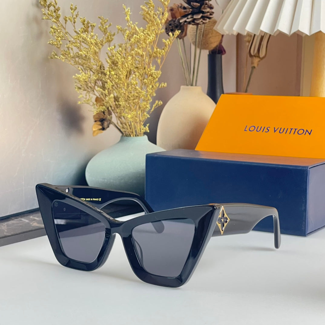 LU Sunglasses 4 Color 's