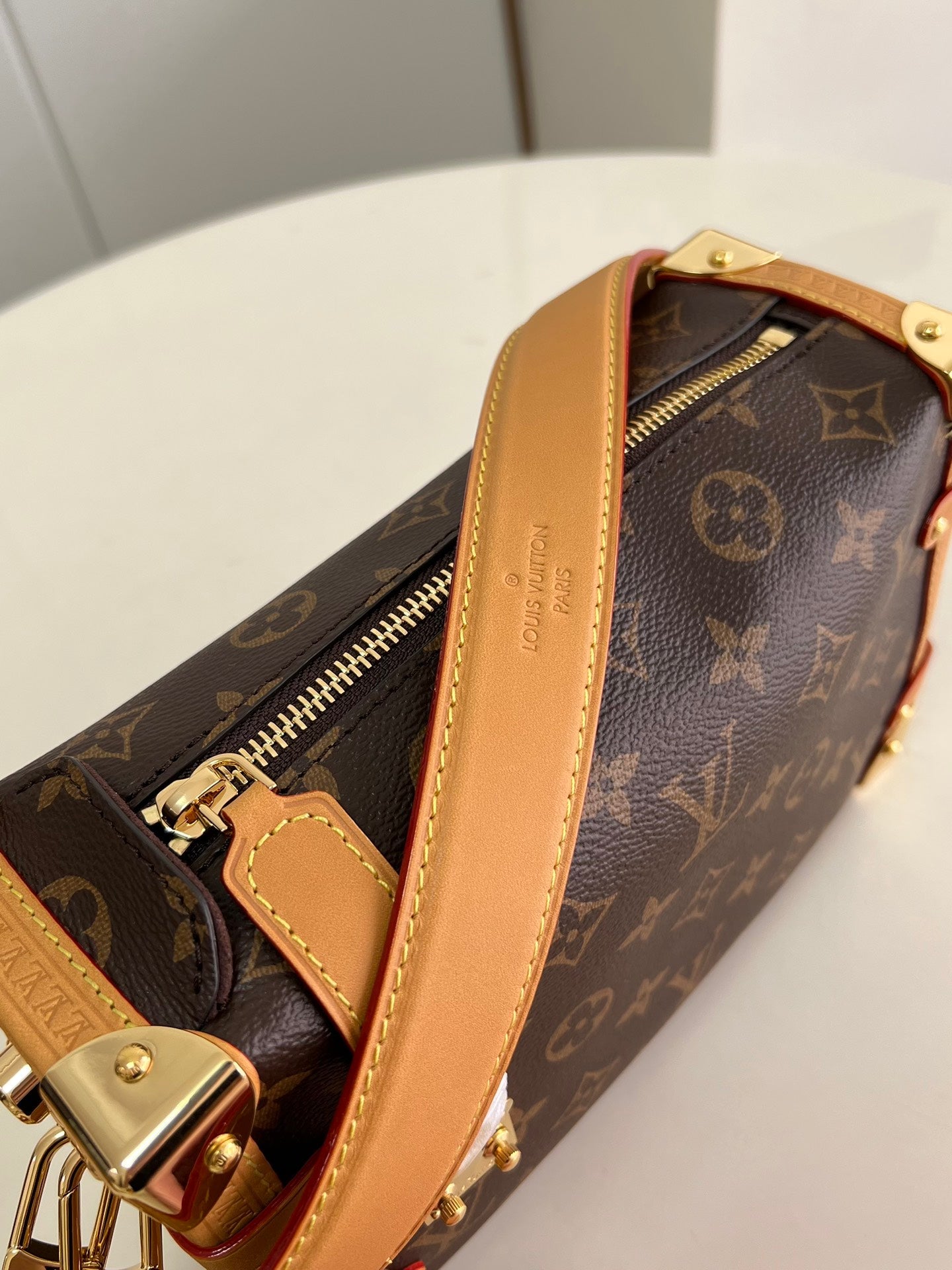 LU Bag Side Trunk
