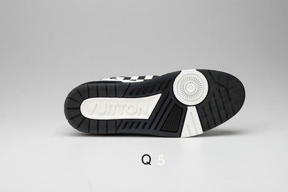 LU Time out Sneakers 2 Color 's