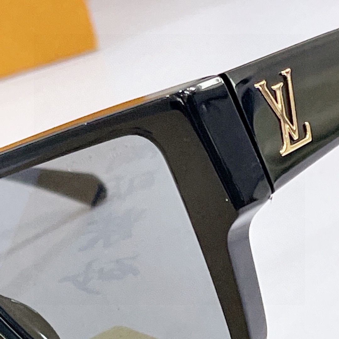 LU Sunglasses 5 Color 's