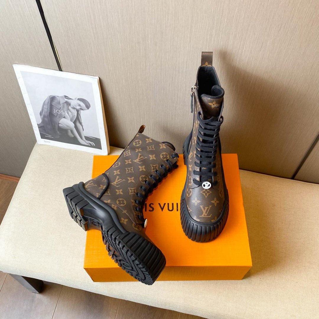 LU Ruby Flat High Boots Woman 2 Color 's
