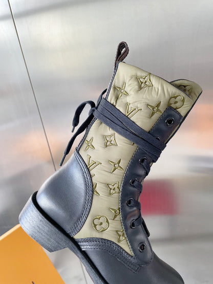 LU  Boots  Monogram