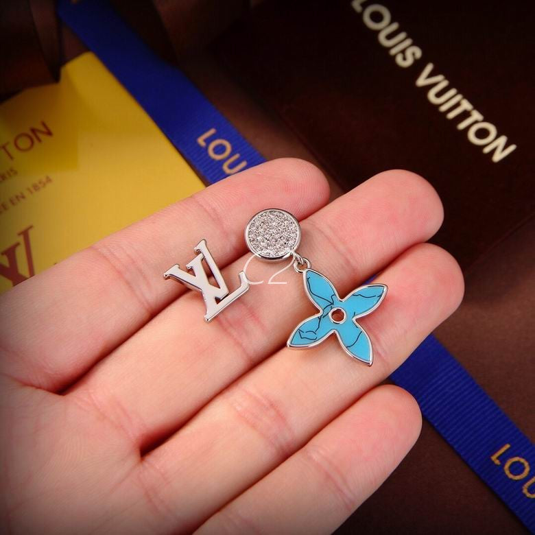 LU   Earrings