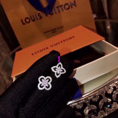 LU Earrings