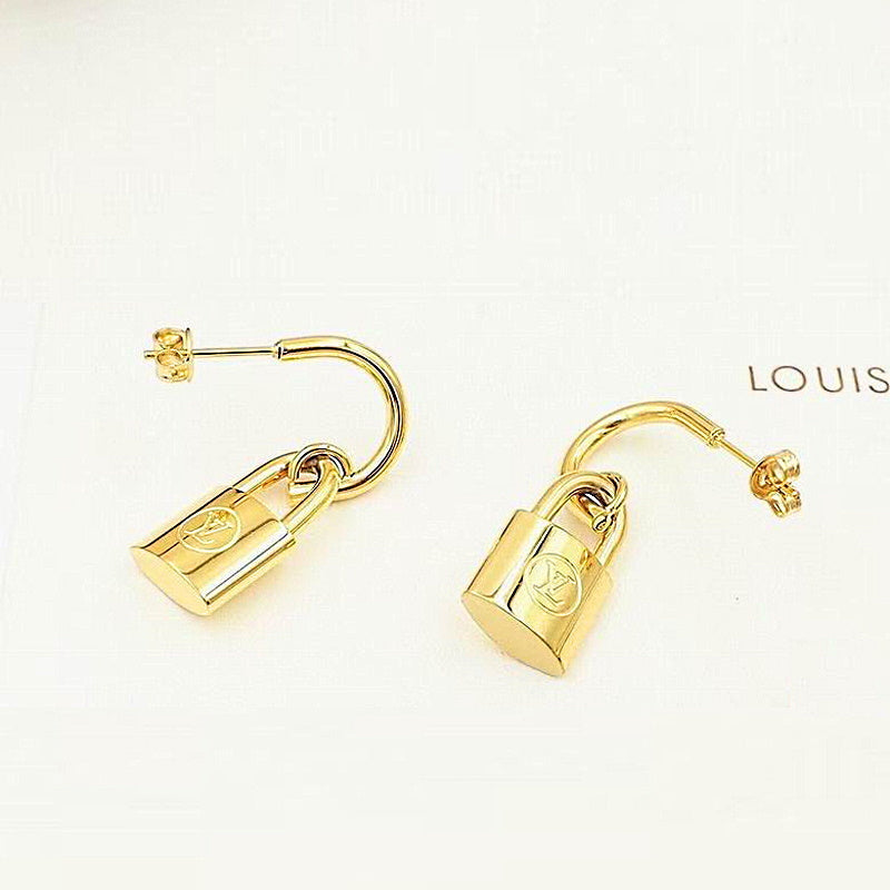 LU  Earring
