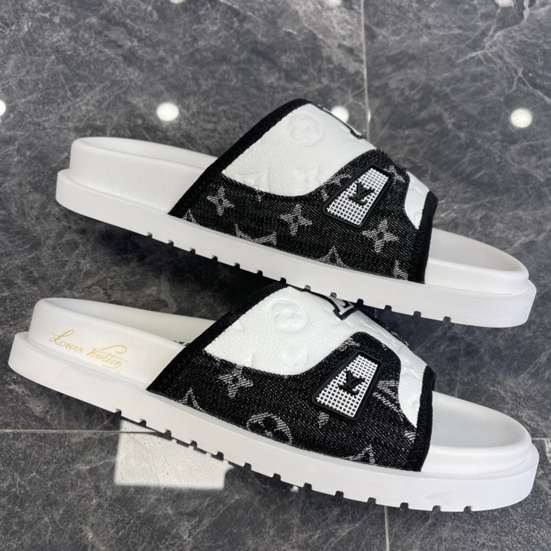 LU  Slippers 2 Color 's