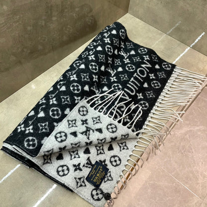 LU Scarf Monogram 2 Color's