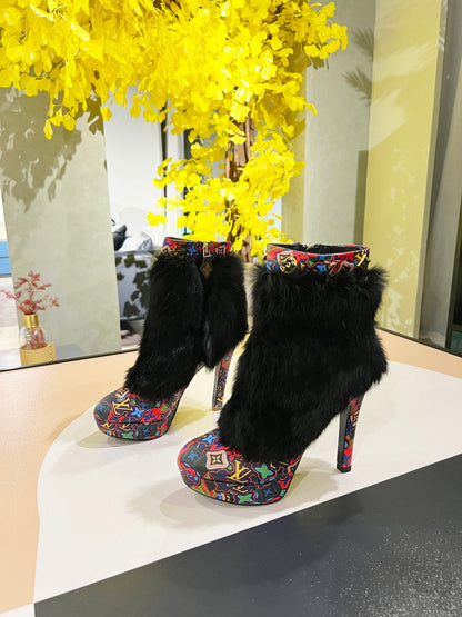 LU  Shoes High Heels Fur Boots