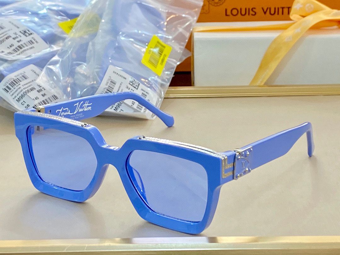 LU Sunglasses 2 Color 's