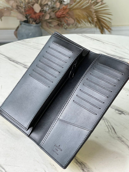 LU Wallet Large