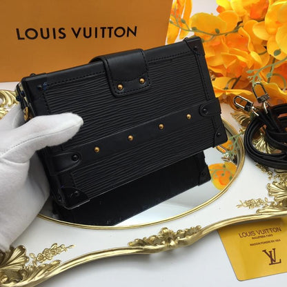 LU Bag Malle Black trunk