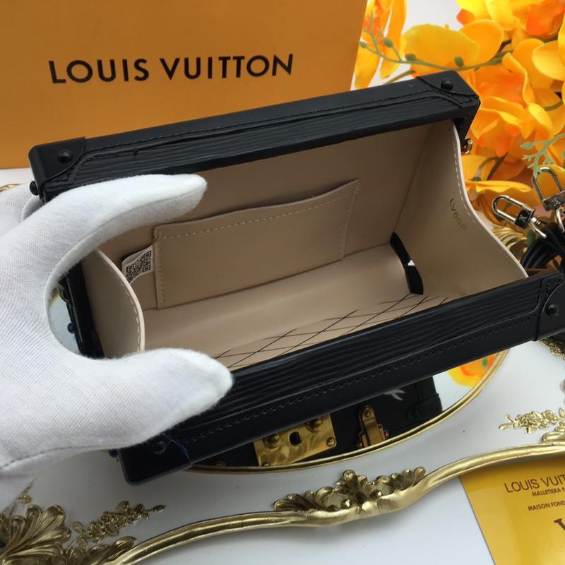 LU Bag Malle Black trunk