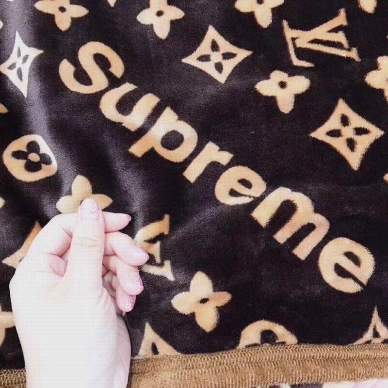 LU Woolen Blanket