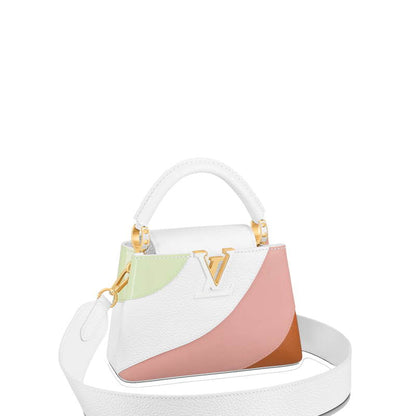 LU Bag CAPUCINES EAST WEST 21 cm