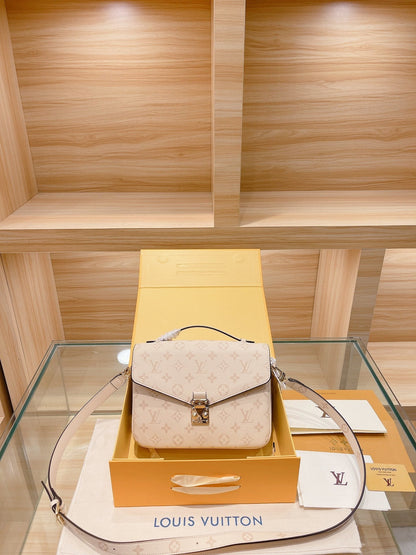 LU Bag 4 Colors Metic