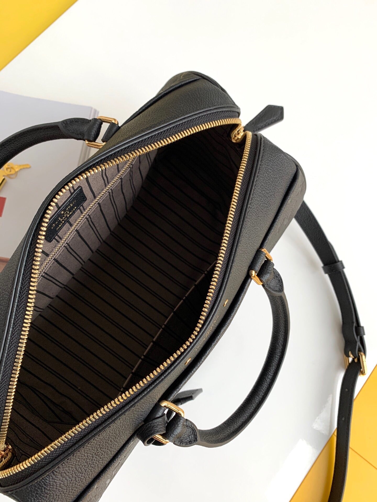 LU Speedy 30  Bag  3  Size 's